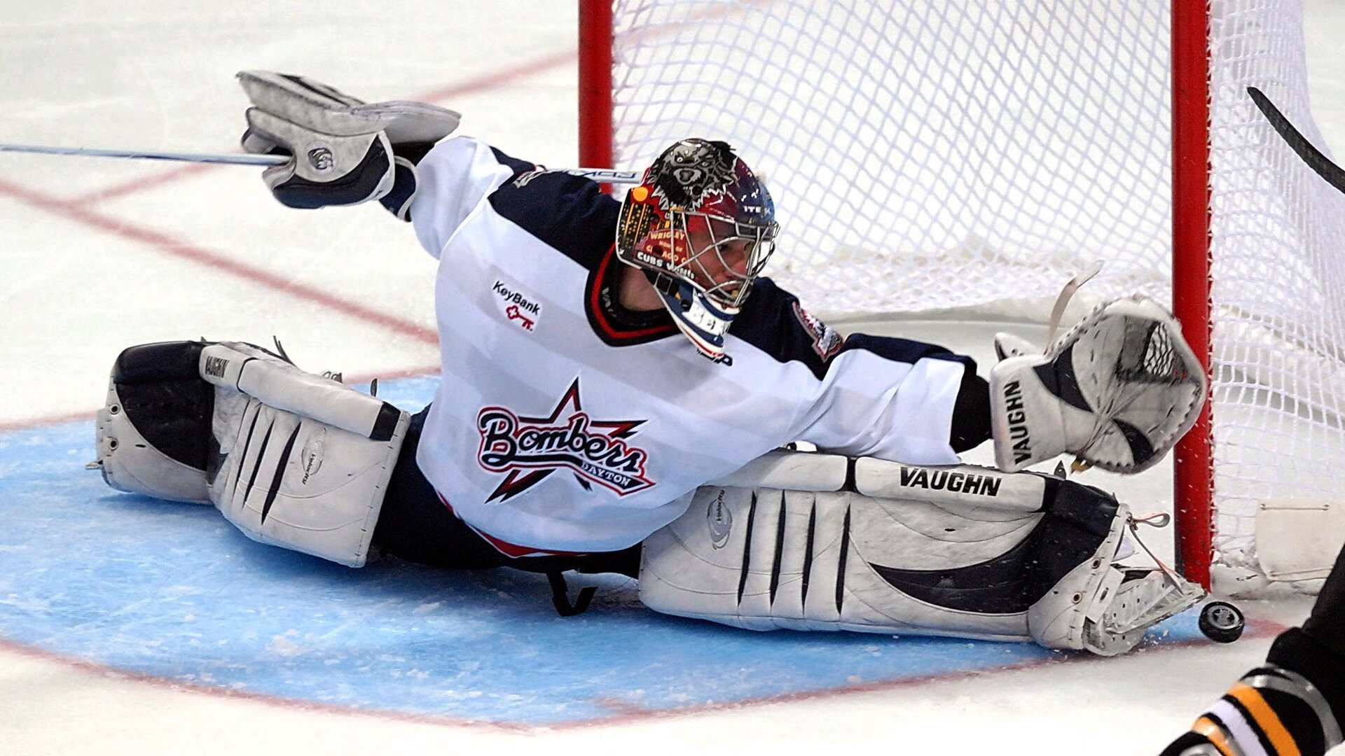 开云网址入口-2018年东部决赛：凯尔特人在与骑士的系列赛中，塔图姆多次关键得分帮助球队艰难赢得几场比赛，展现了年轻一代的崛起。